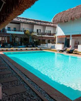 www.amihanresortpanglao.com
