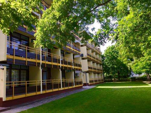 www.kosztolanyi-apartman.hu