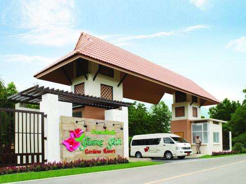 www.ffriversideresort.com