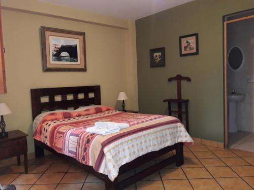 www.hostaltambocolorado.com