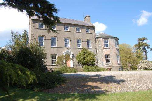 www.ballyduganhouse.com
