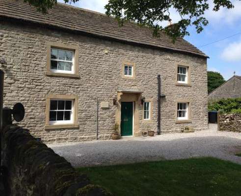 www.manorfarmbnb.co.uk