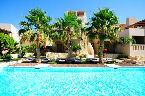 www.plakiasresorts.com