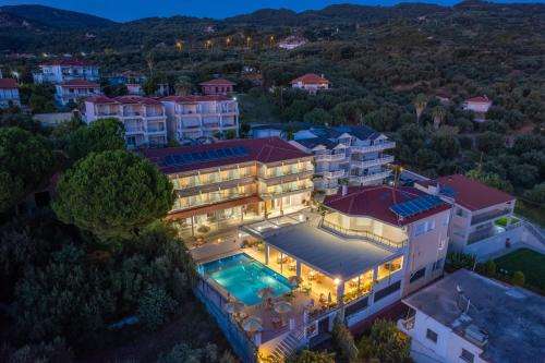 www.hoteldimitra.gr