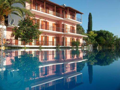 www.aronisapartments.gr