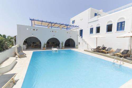 www.hotelsemeli.com