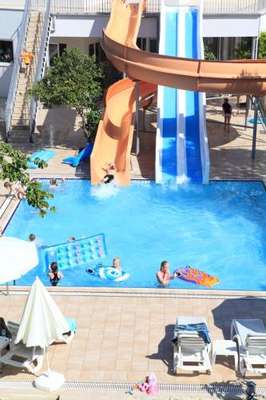 www.sidecattycatsgardenhotel.com