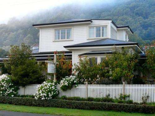 www.kippilawhouse.co.nz