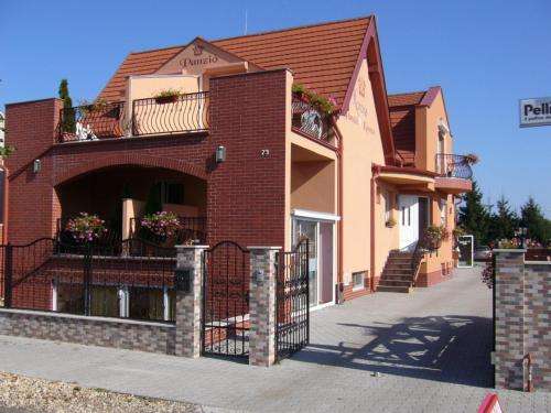 www.panzio-korona.hu