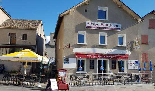 www.auberge-saint-jacques.fr