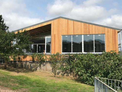 www.godshillparkbarn.co.uk