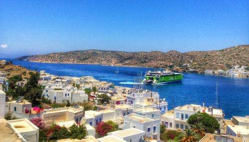 www.amorgosblue.gr
