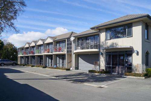 www.azena.co.nz