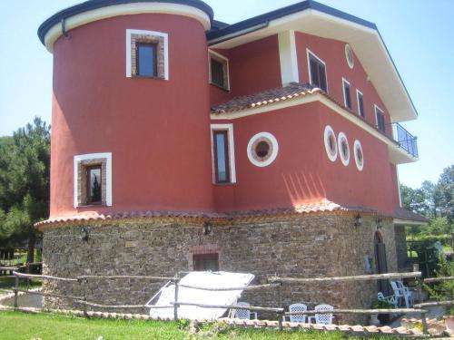 www.ucecereagrilocanda.it