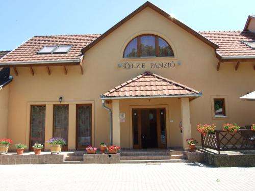 www.olze.hu