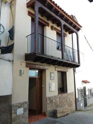 www.lacasademiabuela-albergue.com
