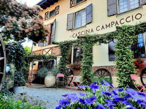 www.cascinacampaccio.it