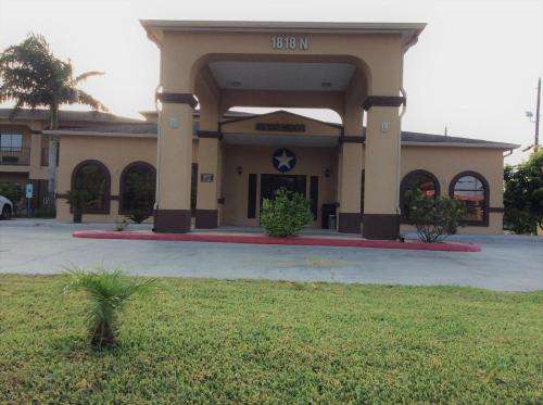 www.texasinnweslaco.com