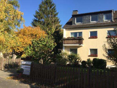 www.messe-pension-duesseldorf.de