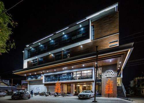 www.hotelmagrand.com