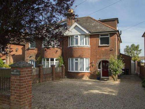 www.bramliesbedandbreakfast.co.uk