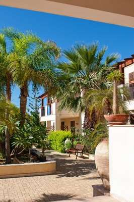www.casadelmarsicilia.com
