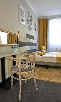 www.explorer-hostel.pl