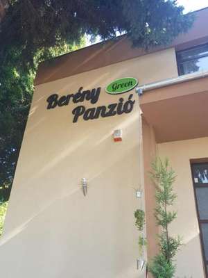 www.berenypanzio.hu