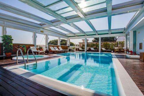 www.aparthotelengland.it