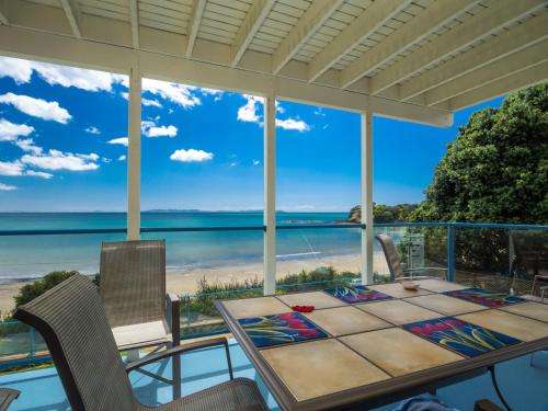 www.beachfrontapartments.co.nz