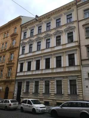 www.hostel-emma.com