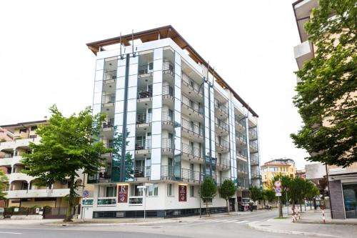 www.residenceapriliagrado.com