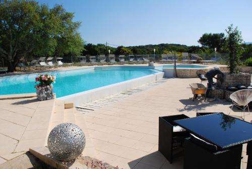 www.residence-ribellinu.com