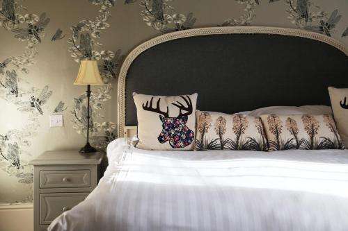 www.kingsheadhursley.co.uk