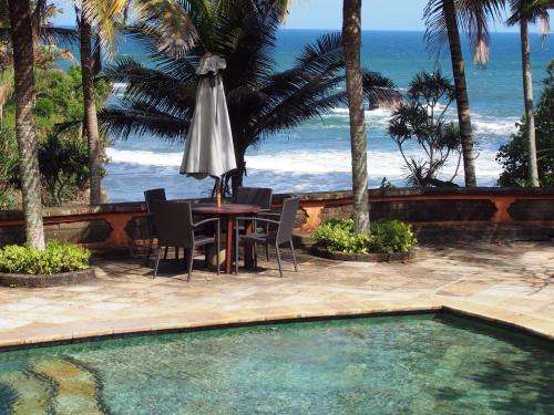 www.gajahminabeachresort.com