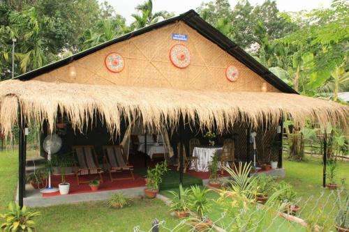 www.kanokavillageresort.com