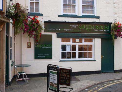 www.thegreenroominyeovil.co.uk