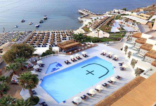 www.seyabeachhotel.com
