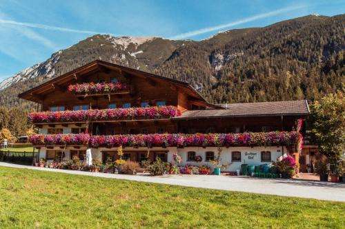www.lechnerhof-tirol.com