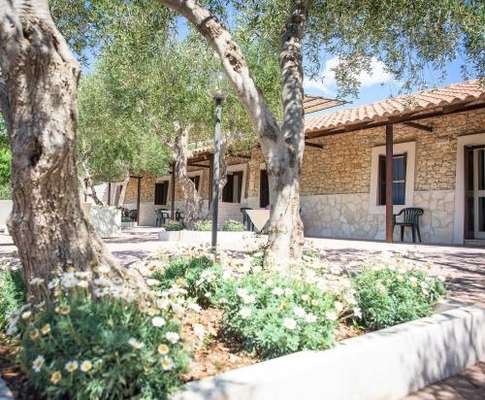 www.residenceanticofrantoio.it