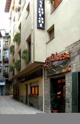 www.lescollades.es