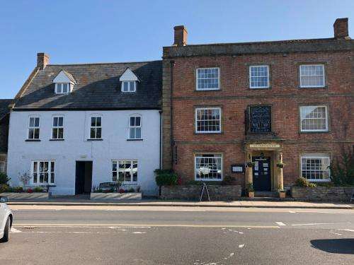 www.ilchesterarms.com