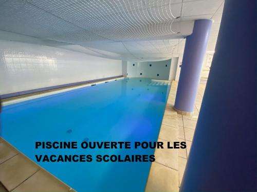 www.uzes-location-vacances.com