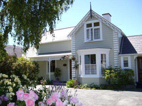 www.cambria.co.nz