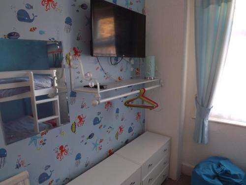 www.thechequersguesthouse.co.uk