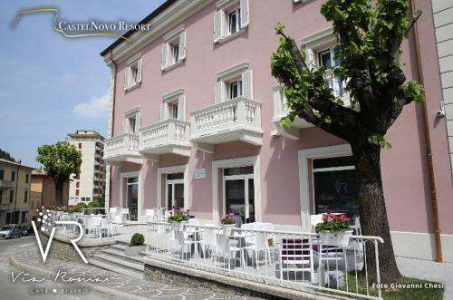 www.castelnovoresort.it