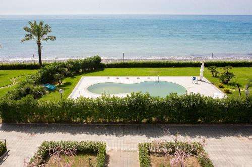 www.cilentopixousresort.com