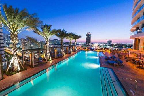 www.hydehollywoodbeach.com