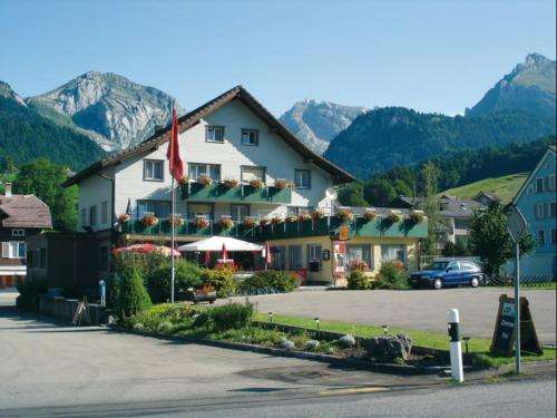 www.hotel-post-unterwasser.ch