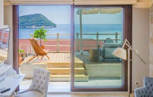 www.agorastos-suites.com